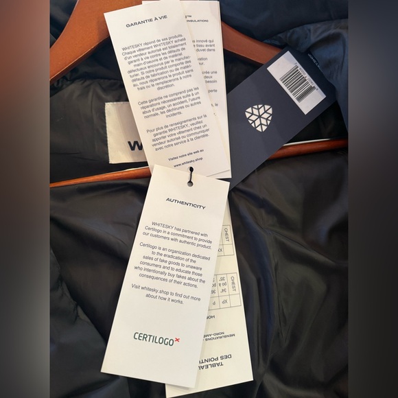 Women's Black DOWN Filled Ski Jacket NWT - Picture 15 of 15